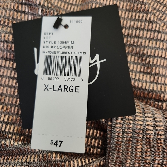 NWT By & By Foil Knit Top - Picture 7 of 9